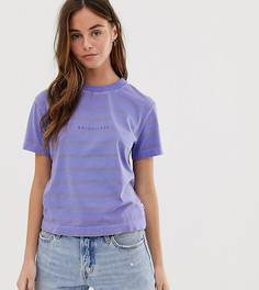 Фиолетовая футболка с полосками Quiksilver - Фиолетовый