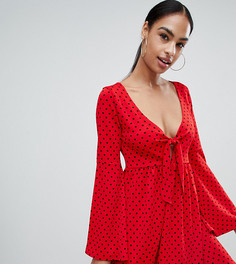Свободное платье в горошек с расклешенными рукавами PrettyLittleThing - Красный