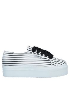 Низкие кеды и кроссовки Superga