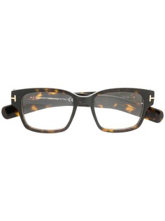 Аксессуары Tom Ford Eyewear