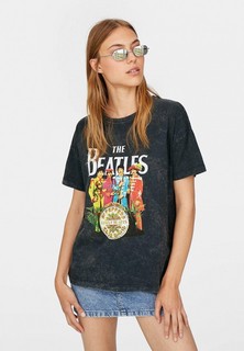 Футболка Stradivarius
