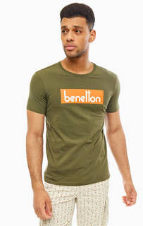 Хлопковая футболка цвета хаки с принтом United Colors of Benetton