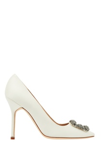 Белые туфли Hangisi с пряжкой Manolo Blahnik