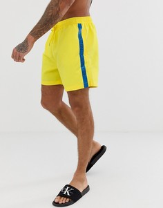 Желтые шорты для плавания с отделкой фирменной лентой Calvin Klein - Желтый