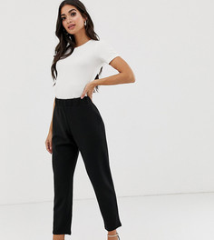 Черные суженные книзу брюки из трикотажного крепа без застежки ASOS DESIGN Petite - Черный