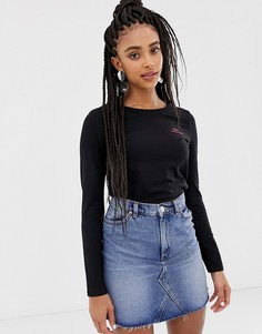 Футболка со слоганом Monki - Черный