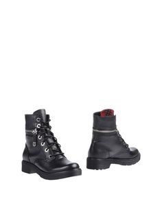 Полусапоги и высокие ботинки Guess