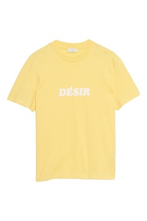 Желтая футболка с надписью Sandro