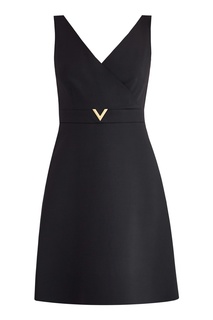 Черное платье на бретелях Valentino