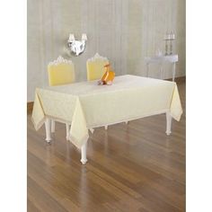 Скатерть Do and Co КДК 160х220 с гипюром (8082 золотой)