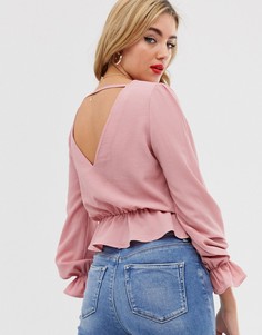 Эксклюзивная розовая блузка с V-образным вырезом спереди и сзади и оборками Boohoo - Красный