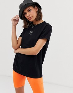 Футболка с небольшой надписью Hello ASOS DESIGN - Черный