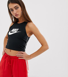 Короткая черная майка Nike - Черный