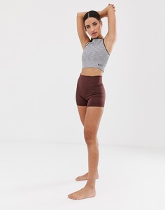 Бордовые шорты для занятий йогой Nike Yoga Dri-FIT Vinyasa - Фиолетовый