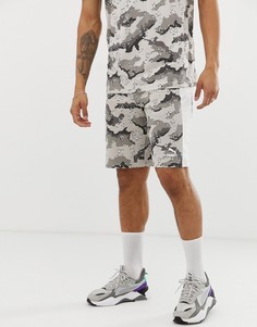 Шорты с камуфляжным принтом Puma Wild Pack - Серый