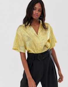 Атласная рубашка с короткими рукавами, карманом и крокодиловым принтом ASOS DESIGN - Мульти