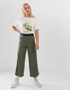 Широкие брюки цвета хаки в стиле милитари с поясом Pull&Вear - Зеленый Pull&Bear