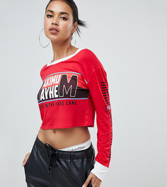 Кроп-топ с принтом PrettyLittleThing - Красный
