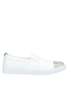 Низкие кеды и кроссовки Guess