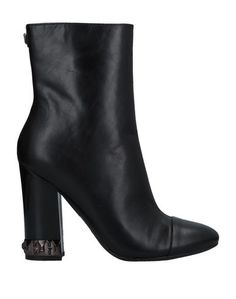 Полусапоги и высокие ботинки Guess