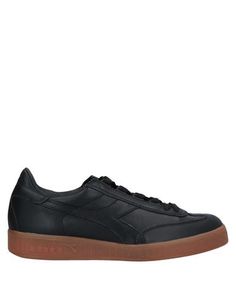 Низкие кеды и кроссовки Diadora
