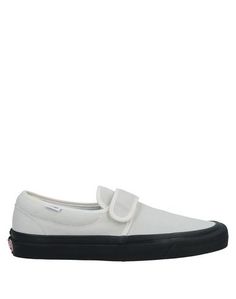 Низкие кеды и кроссовки Vans