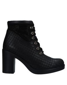 Полусапоги и высокие ботинки Tosca BLU Shoes