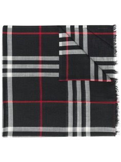 Аксессуары Burberry
