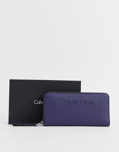 Большой кошелек с круговой молнией Calvin Klein - Темно-синий