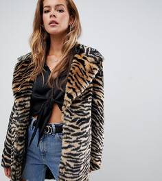 Шуба из искусственного меха с тигровым принтом Missguided - Оранжевый