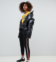 Черные суженные книзу джоггеры с полосой по бокам Pull&Вear - Черный Pull&Bear