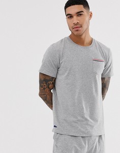 Серая футболка с карманом на груди Lacoste - Серый