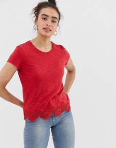 Красная футболка с кружевной отделкой по краю Superdry - Красный