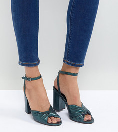 Босоножки на блочном каблуке с мерцающим эффектом и узлом New Look - Синий