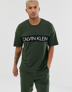 Зеленая футболка с крупным логотипом Calvin Klein Statement 1981 - Зеленый