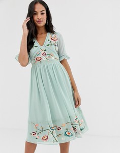 Платье миди с вышивкой и кружевом ASOS DESIGN - Зеленый