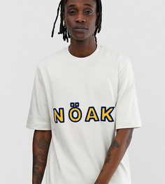 Свободная футболка с махровой отделкой на логотипе и высоким воротом Noak - Белый