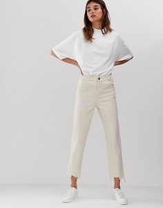 Белые укороченные джинсы с отделочными швами и необработанным краем ASOS WHITE - Белый