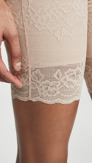 Natori Plush High Waist Thigh Shaper