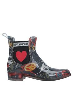 Полусапоги и высокие ботинки Love Moschino