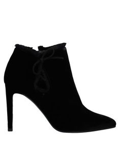 Полусапоги и высокие ботинки Stuart Weitzman