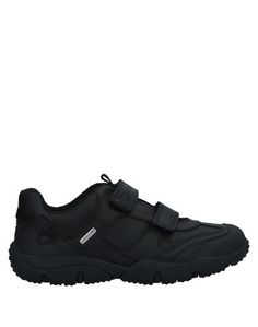 Низкие кеды и кроссовки Geox
