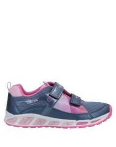 Низкие кеды и кроссовки Geox