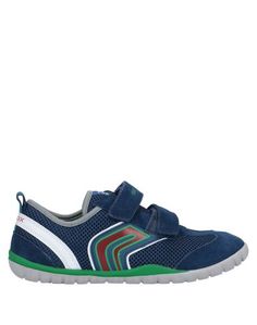 Низкие кеды и кроссовки Geox