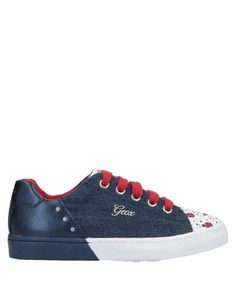 Низкие кеды и кроссовки Geox