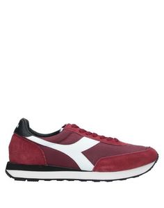 Низкие кеды и кроссовки Diadora