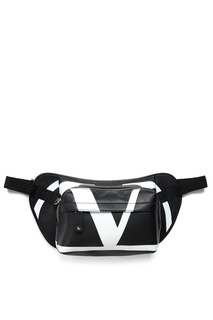 Черно-белая кожаная сумка на пояс Valentino