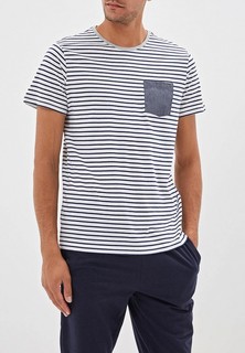 Футболка Colins