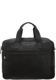 Сумка черного цвета с широким плечевым ремнем Tommy Hilfiger