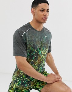 Зеленая футболка с принтом Nike Running Rise 365 - Зеленый